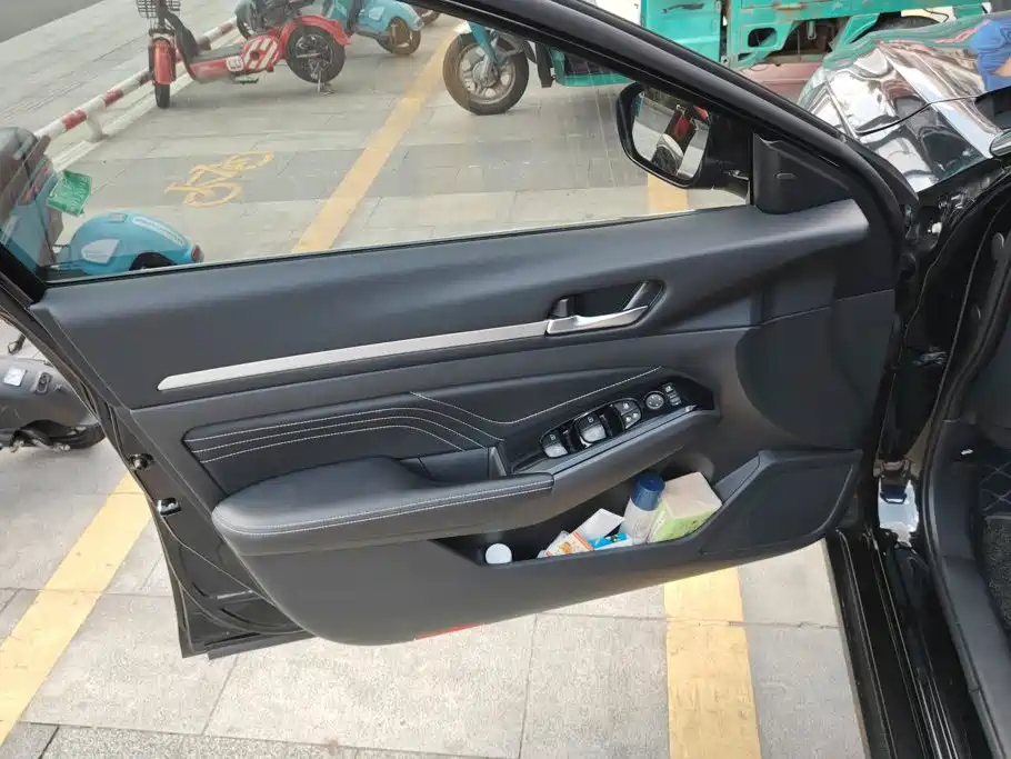 Nissan TEANA, миниатюра 7