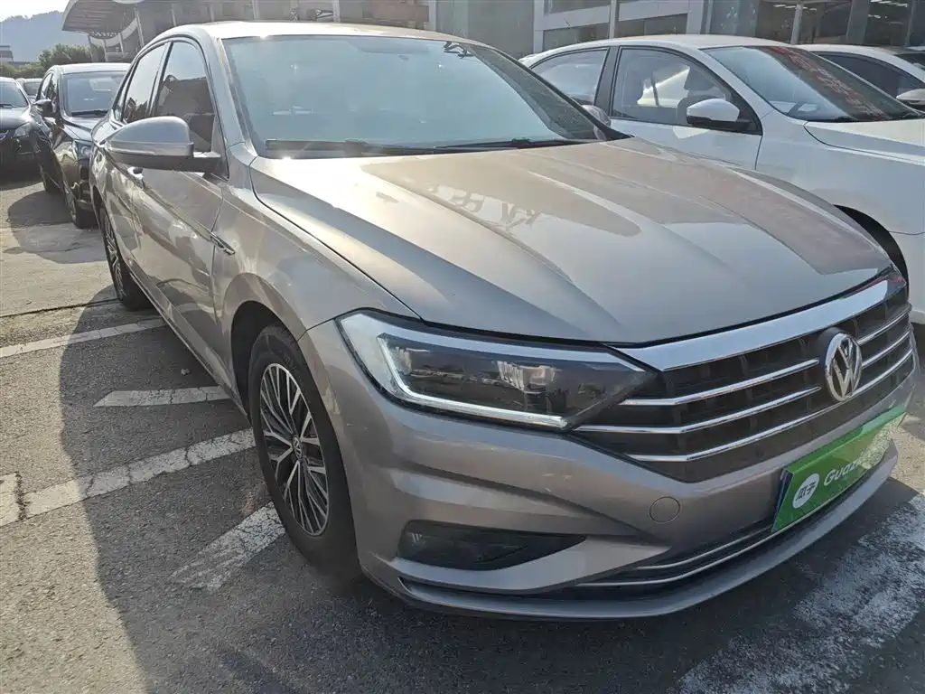 Volkswagen Sagitar 2019 200TSI DSG Comfort Edition China VI фото 4