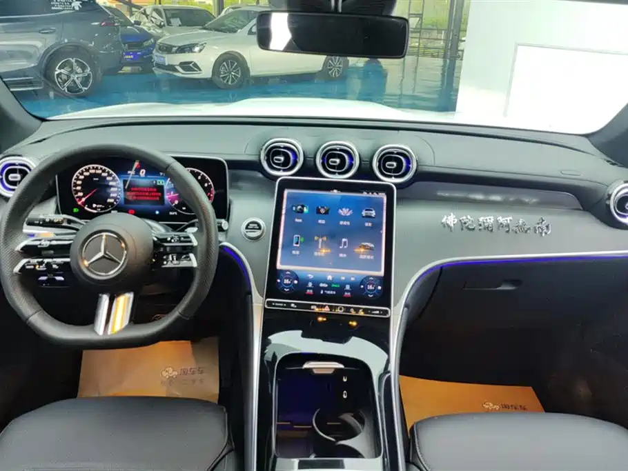 Mercedes-Benz GLC 2023 GLC 260 L 4MATIC Luxury 7-Seater фото 12