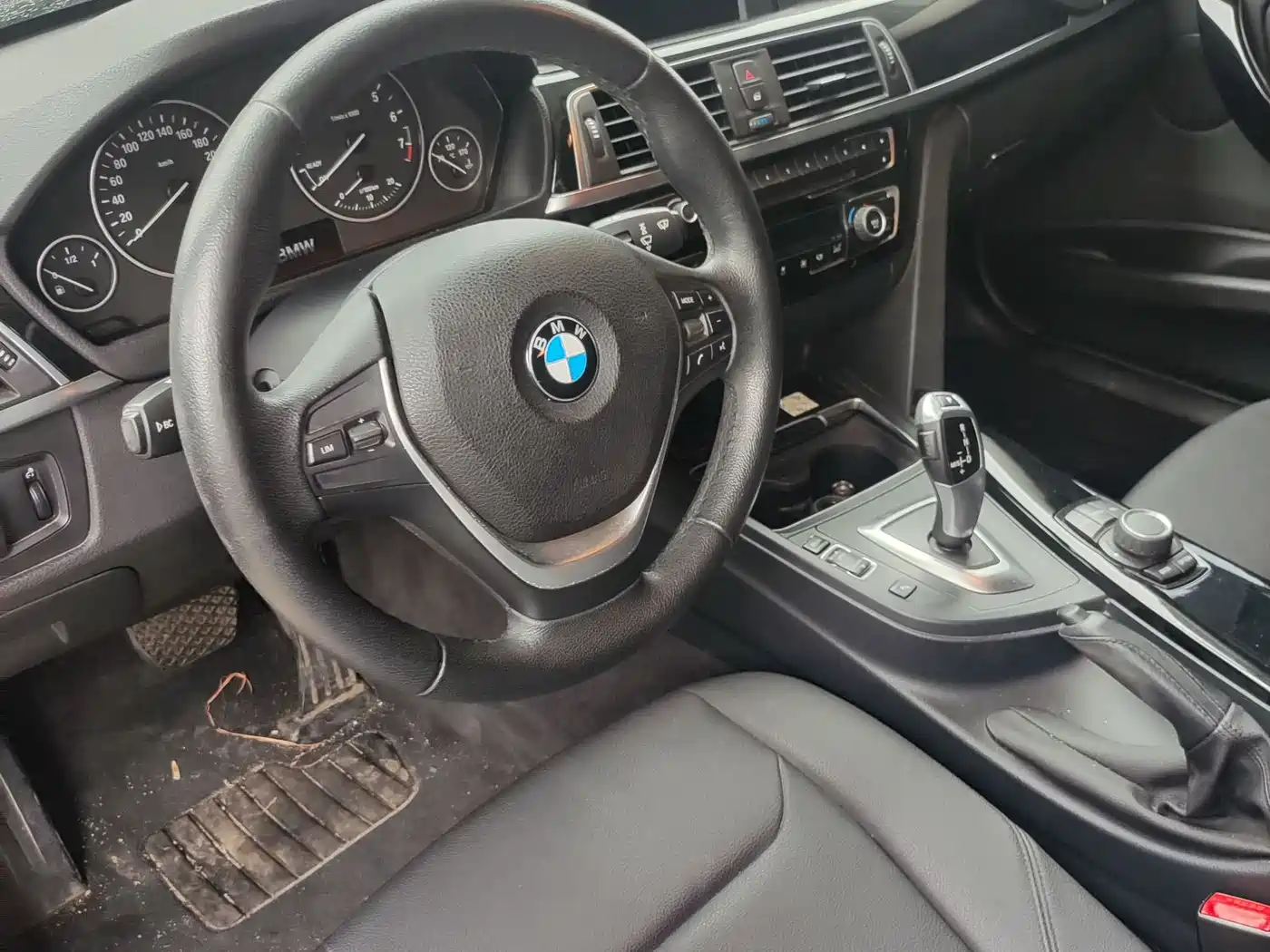 BMW 3 Series 2016 316i Fashion фото 5
