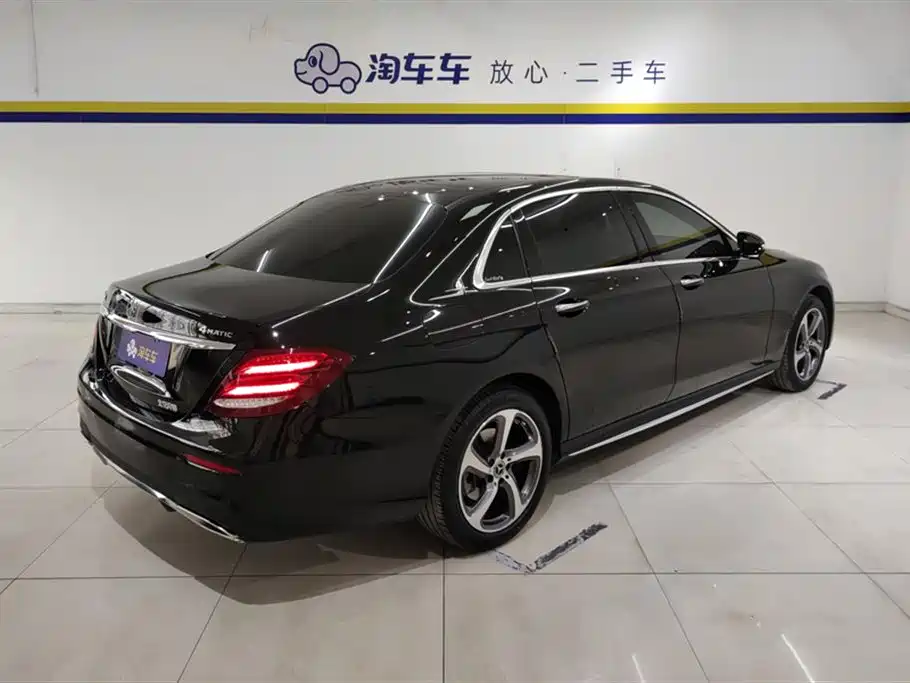Mercedes-Benz E-Class 2020 E 260 L Sport 4MATIC фото 3