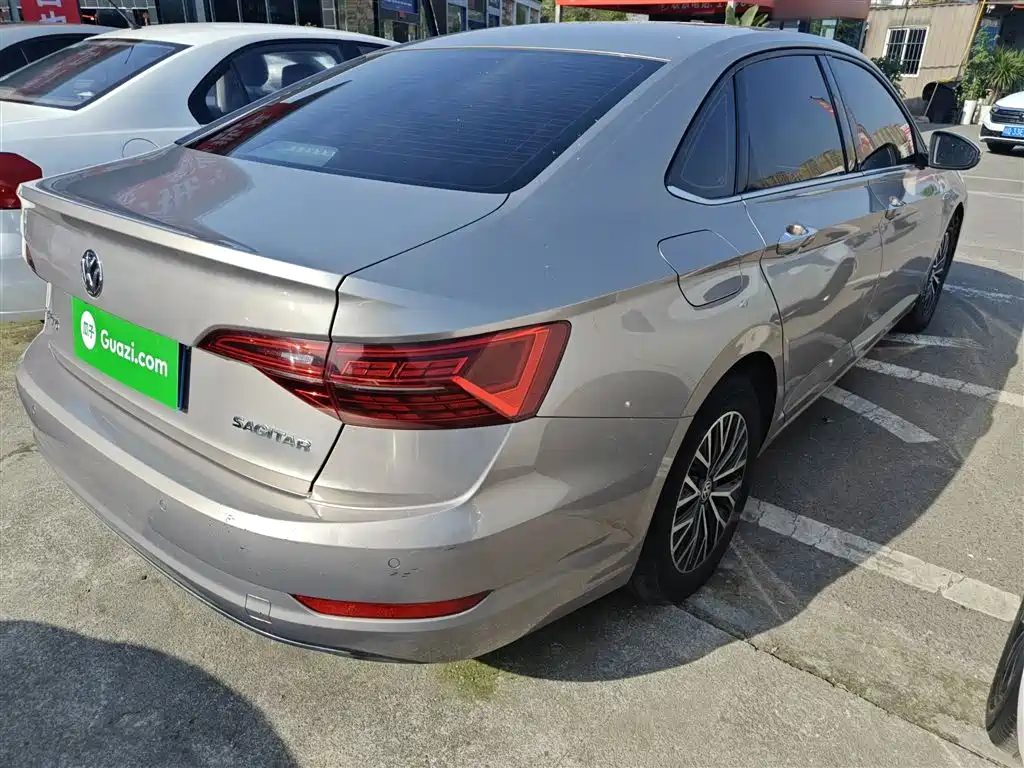 Volkswagen Sagitar 2019 200TSI DSG Comfort Edition China VI фото 7
