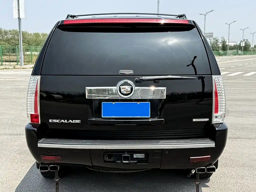 Cadillac Escalade 2009 2008 6.2 AWD