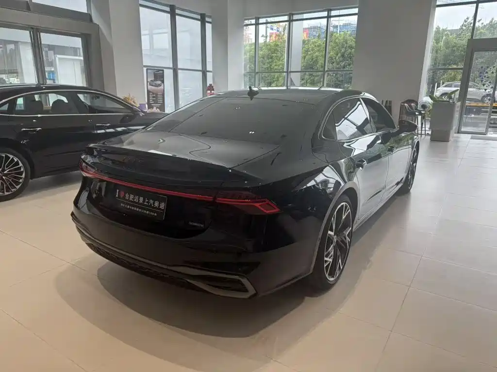 Audi A7L 2026 2024 45 TFSI quattro Black Warrior Edition