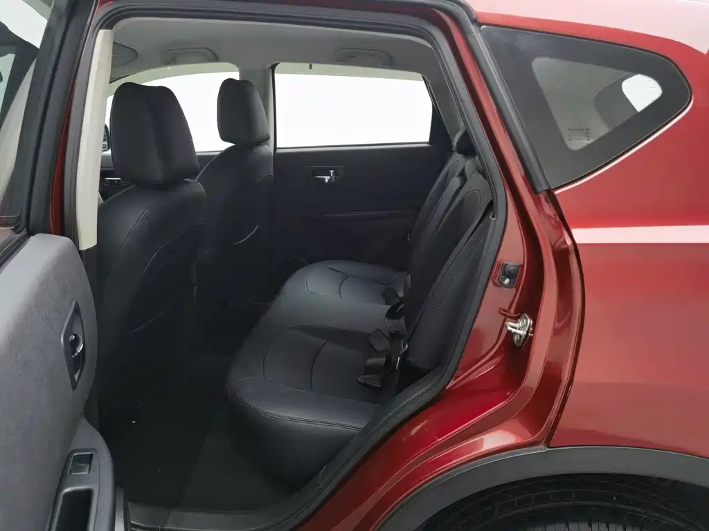 Nissan Qashqai 2013 2012 2.0XL Fire CVT 2WD