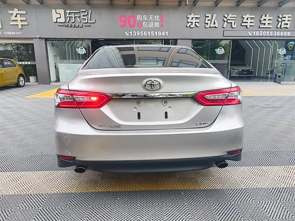 Toyota Camry 2019 Facelift 2.0G Luxury Edition фото 4