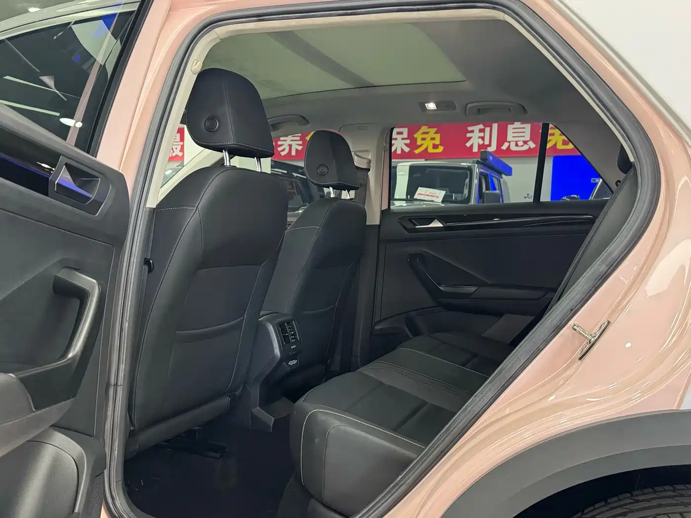 Volkswagen T-ROC 2021 280TSI DSG 2WD Comfort Connected фото 10