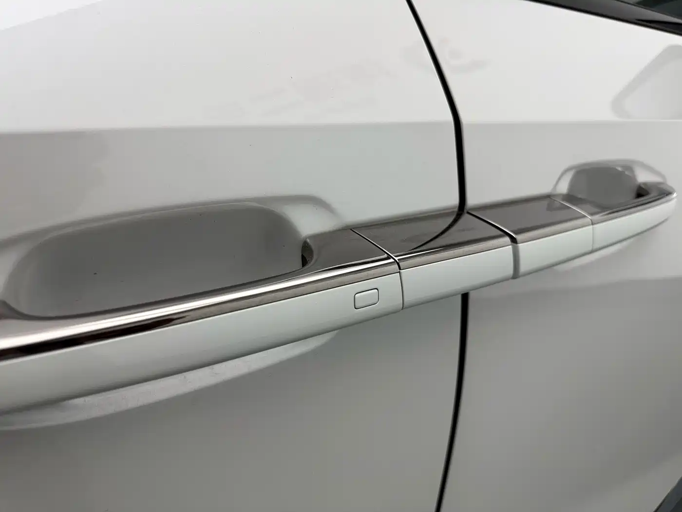 GAC Trumpchi Trumpchi M8 2023 Model Master Series 400T Ultimate Edition фото 9