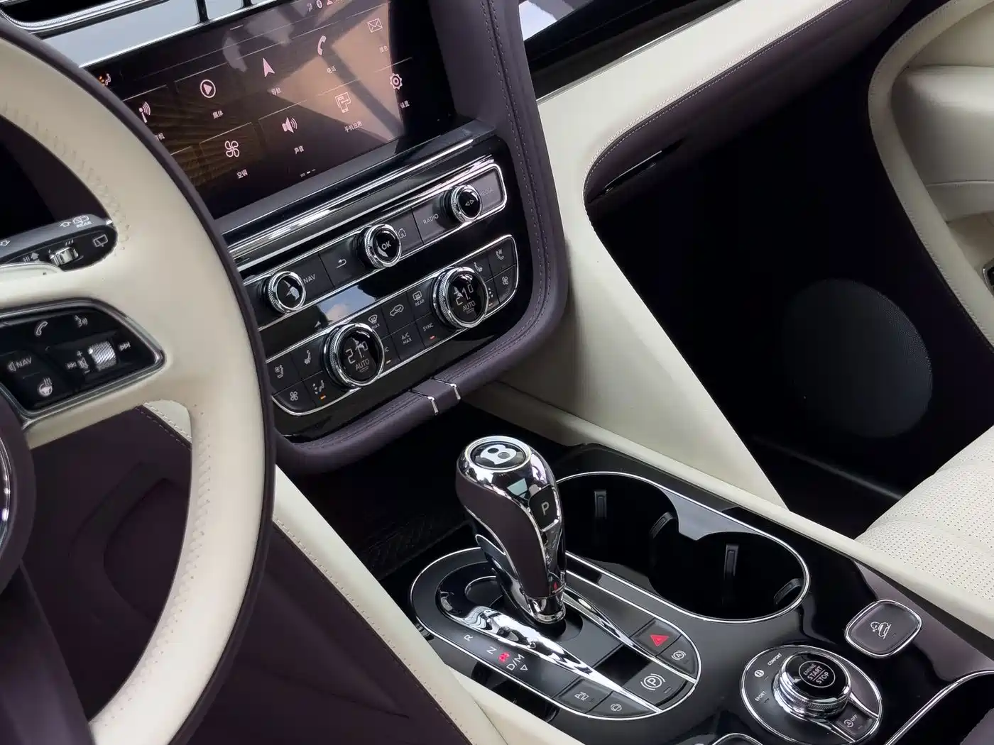 Bentley Bentayga 2025 2024 4.0T V8 Long Wheelbase
