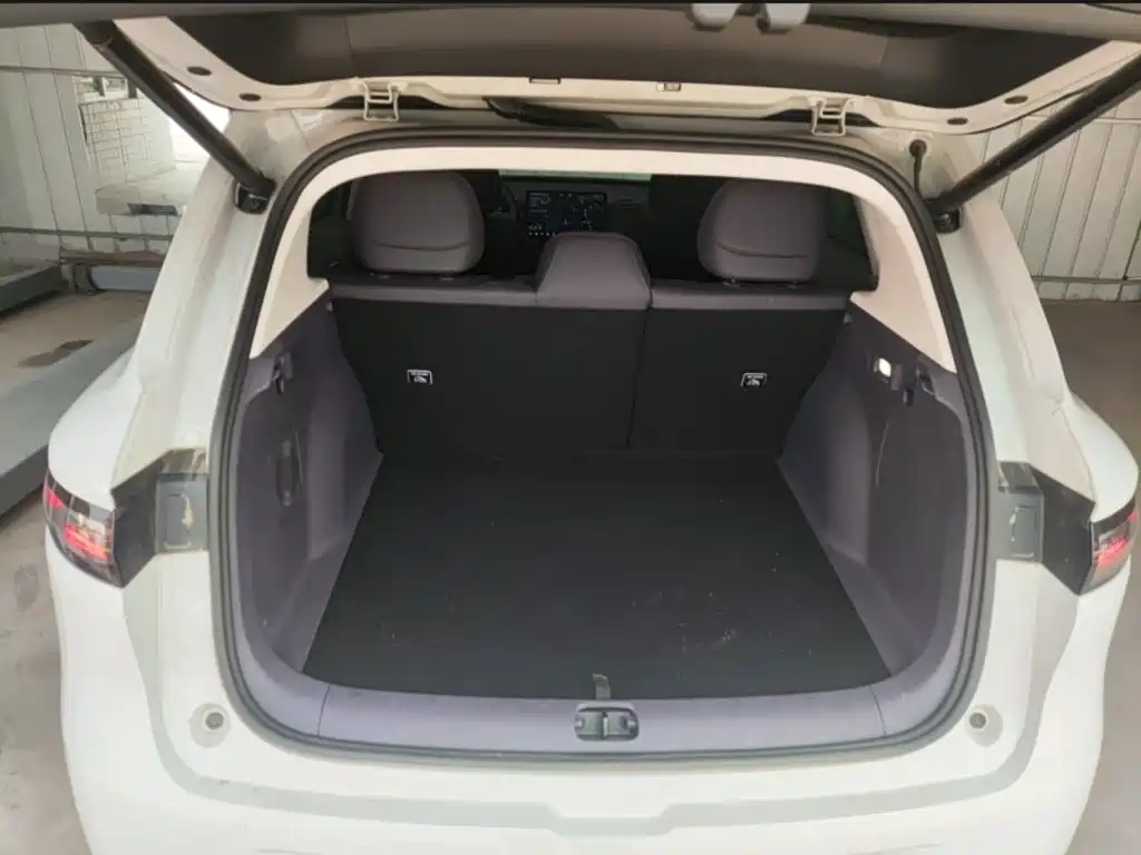 Фото 8 - Leapmotor B10