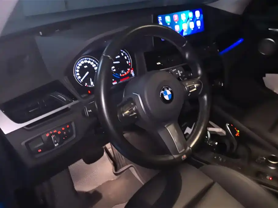 BMW X1 2021 sDrive25Li Leading фото 15