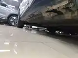 Фото 22 - Geely Atlas