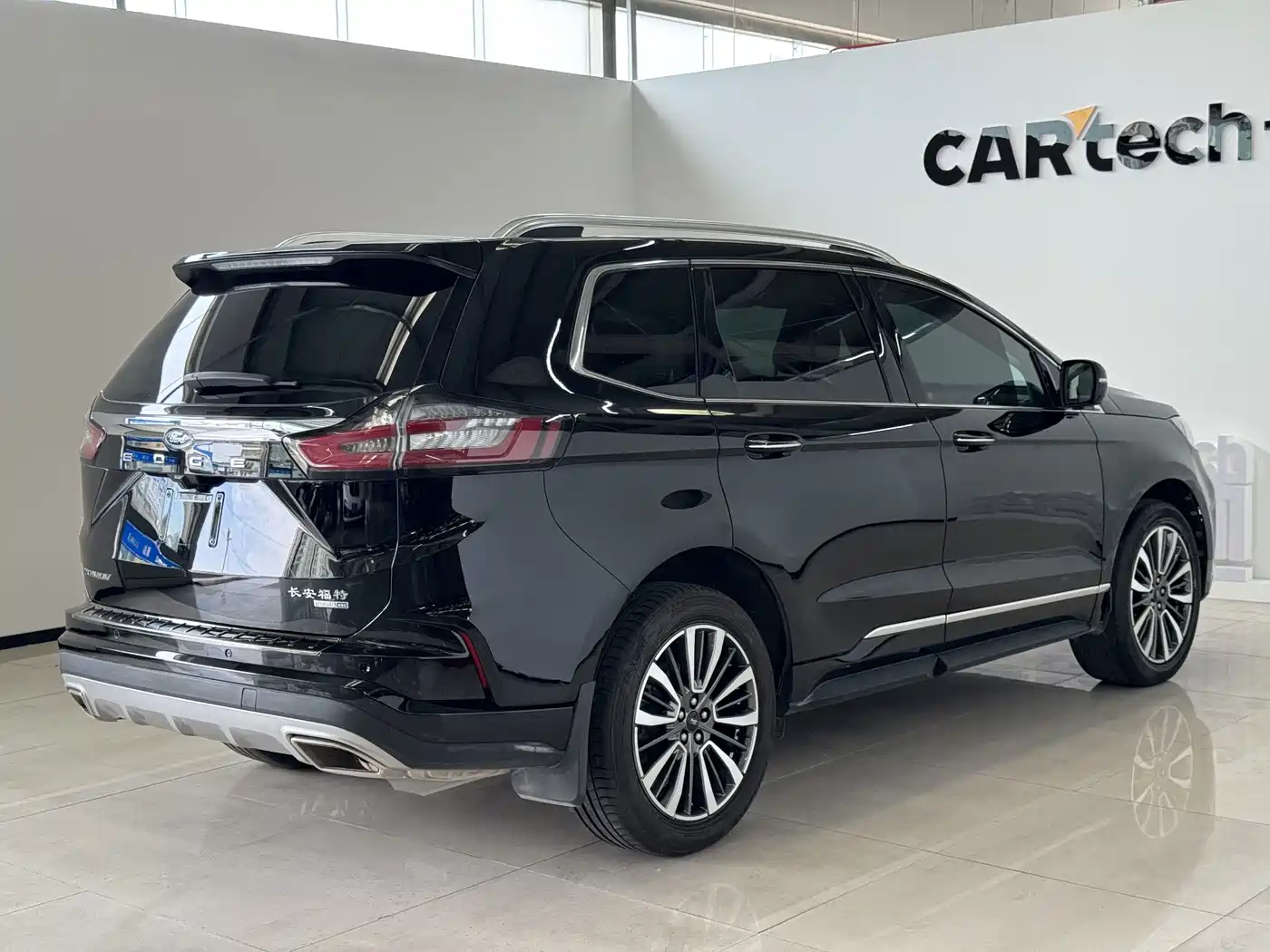 Ford Edge 2021 2021 PLUS EcoBoost 245 FWD Luxury Sharp 7-seater