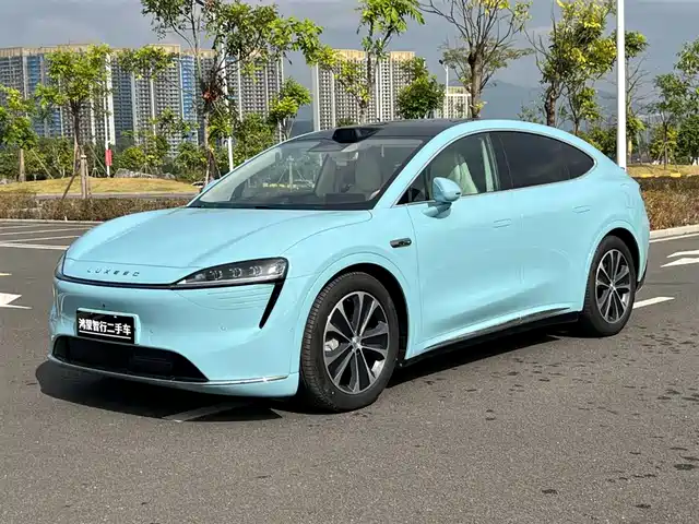 AITO WISDOM WORLD R7