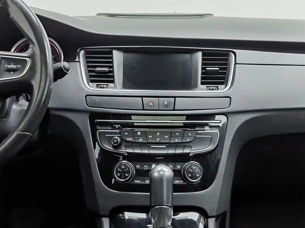 Peugeot 508 2015 1.8THP Auto Flagship Edition фото 12