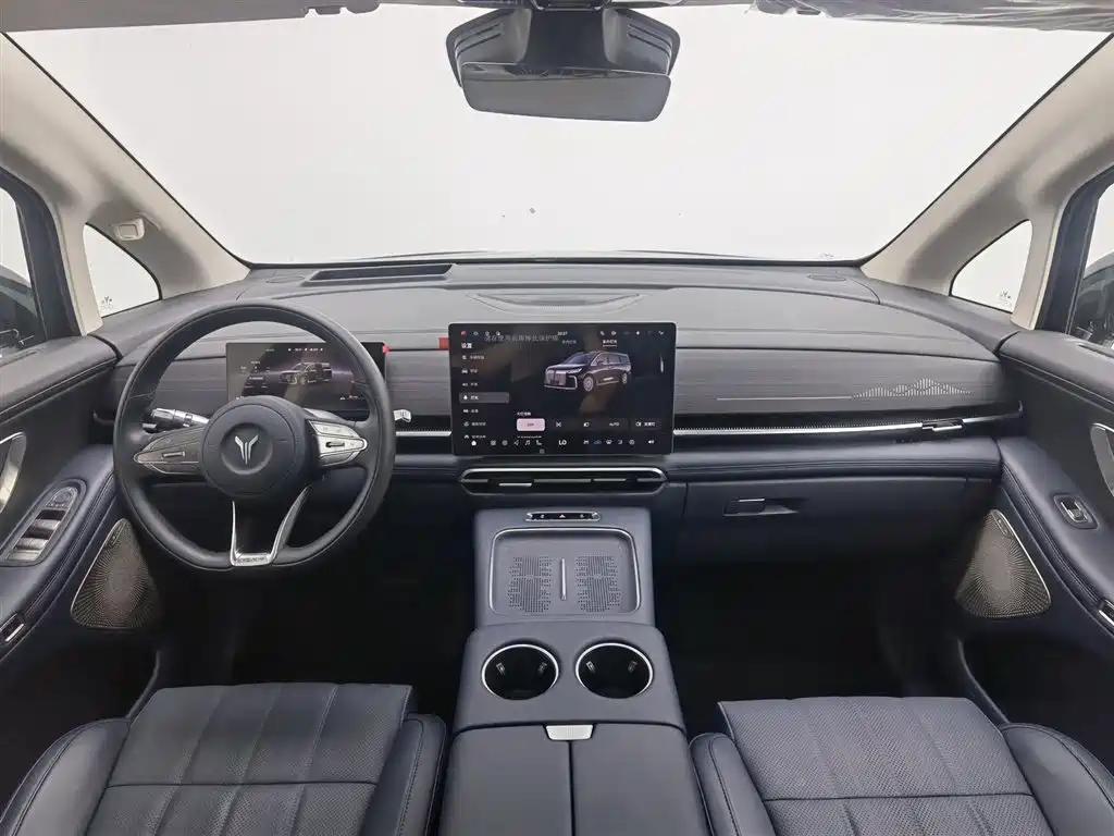 Voyah Auto Voyah Dreamer 2026 PHEV Qiankun Pro фото 5