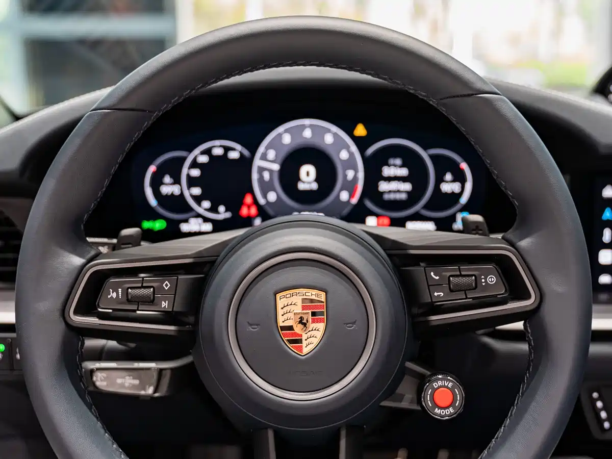 Porsche 911 2025 Carrera Cabriolet 3.0T фото 24