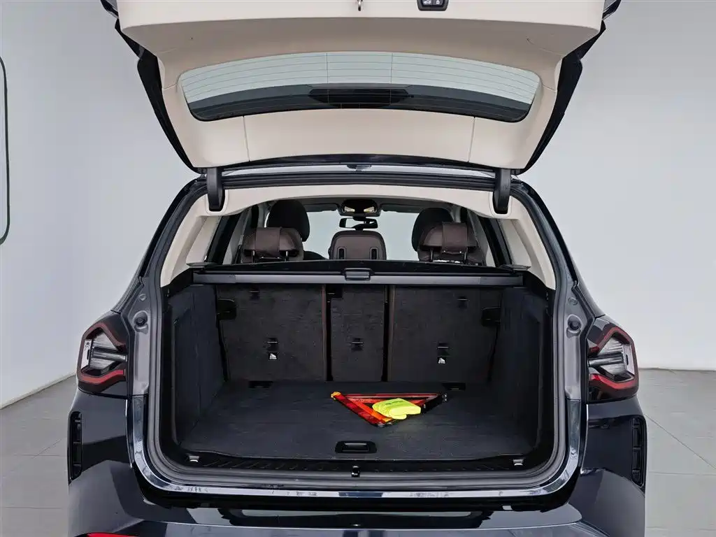 BMW X3 2022 Facelift xDrive30i Leading M Shadow Edition фото 16