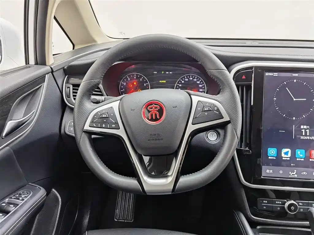 BYD Song MAX 2018 1.5T Automatic Smart Connected Premium 6-Seater фото 11