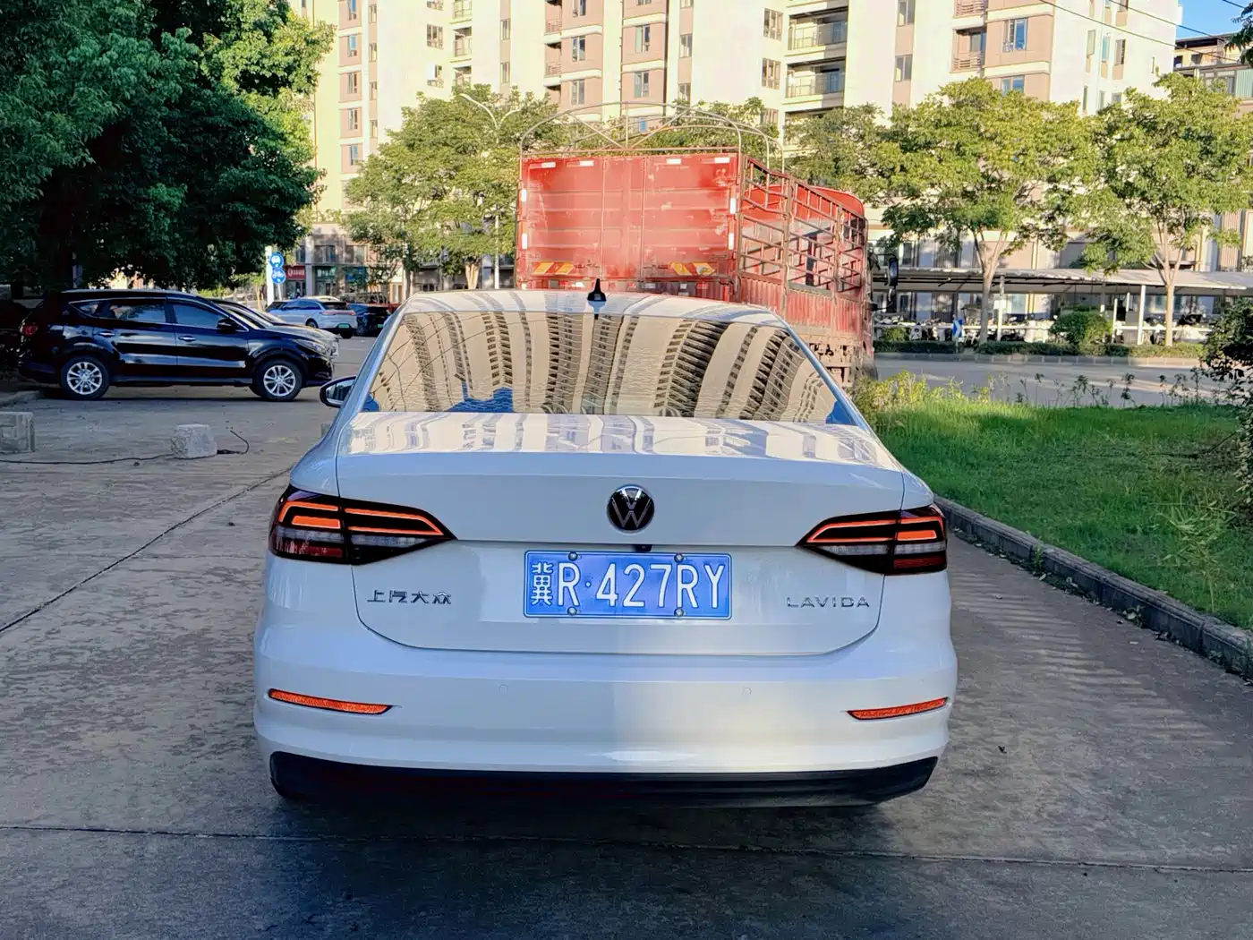 Фото 5 - Volkswagen Lavida