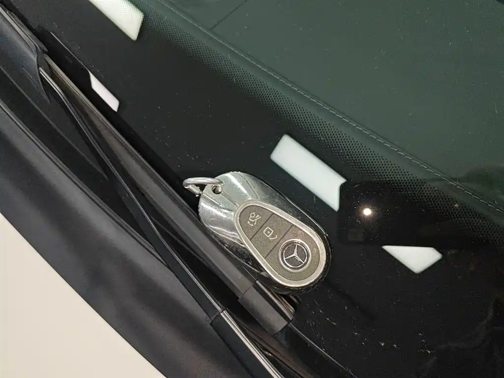 Mercedes-Benz C-Class 2024 Facelift C 260 L Moonlight Sport фото 17