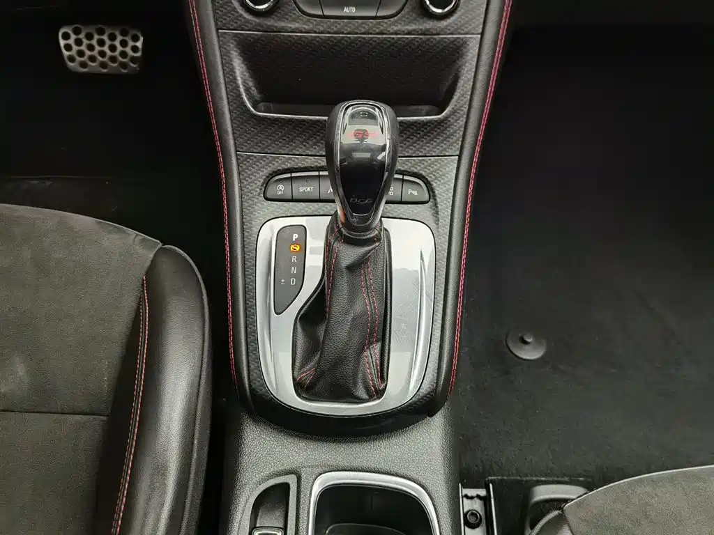 Buick Verano 2016 Hatchback GS 20T DCT Passion Sport фото 13