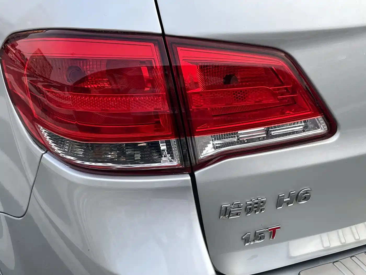 Haval H6 2017 Classic 1.5T Manual 2WD Urban Edition фото 16