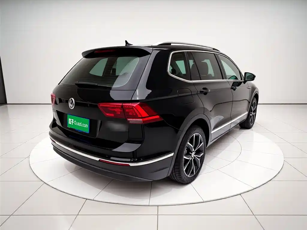 Volkswagen Tiguan L 2017 330TSI Automatic 2WD Flagship Edition фото 7