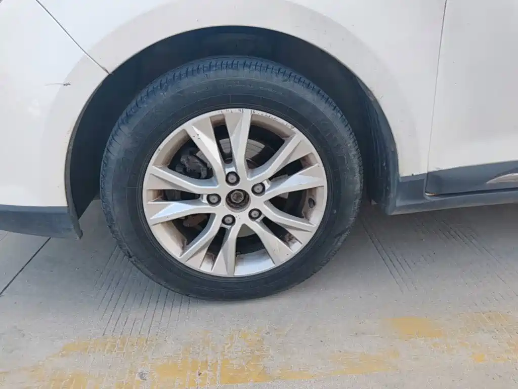 Photo 23 - Baojun 730