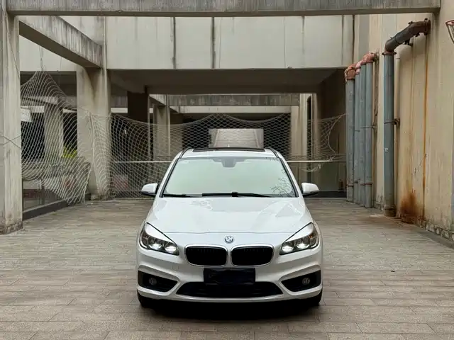 BMW 2 SERIES STATION WAGON