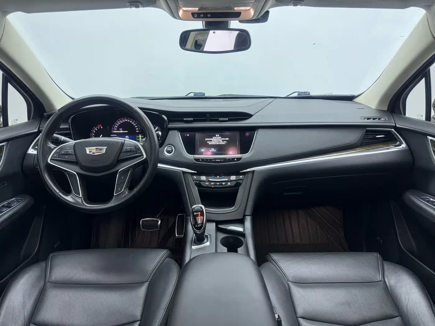 Cadillac XT5 2016 2016 25T Luxury Model