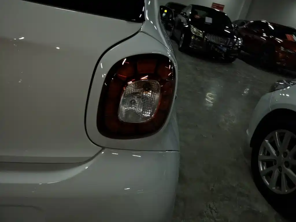smart forfour 2017 2016 0.9T 66kW Ultimate Edition