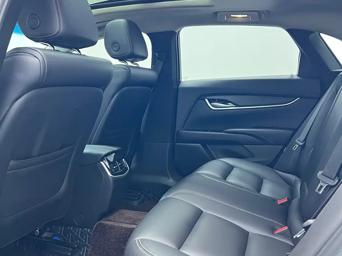 Cadillac XTS 2018 28T Technology фото 7