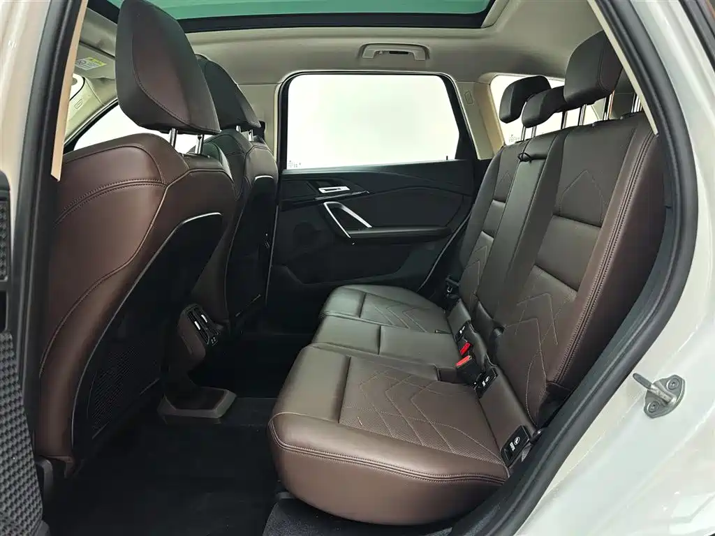 BMW X1 2023 sDrive20Li X Design Package фото 22