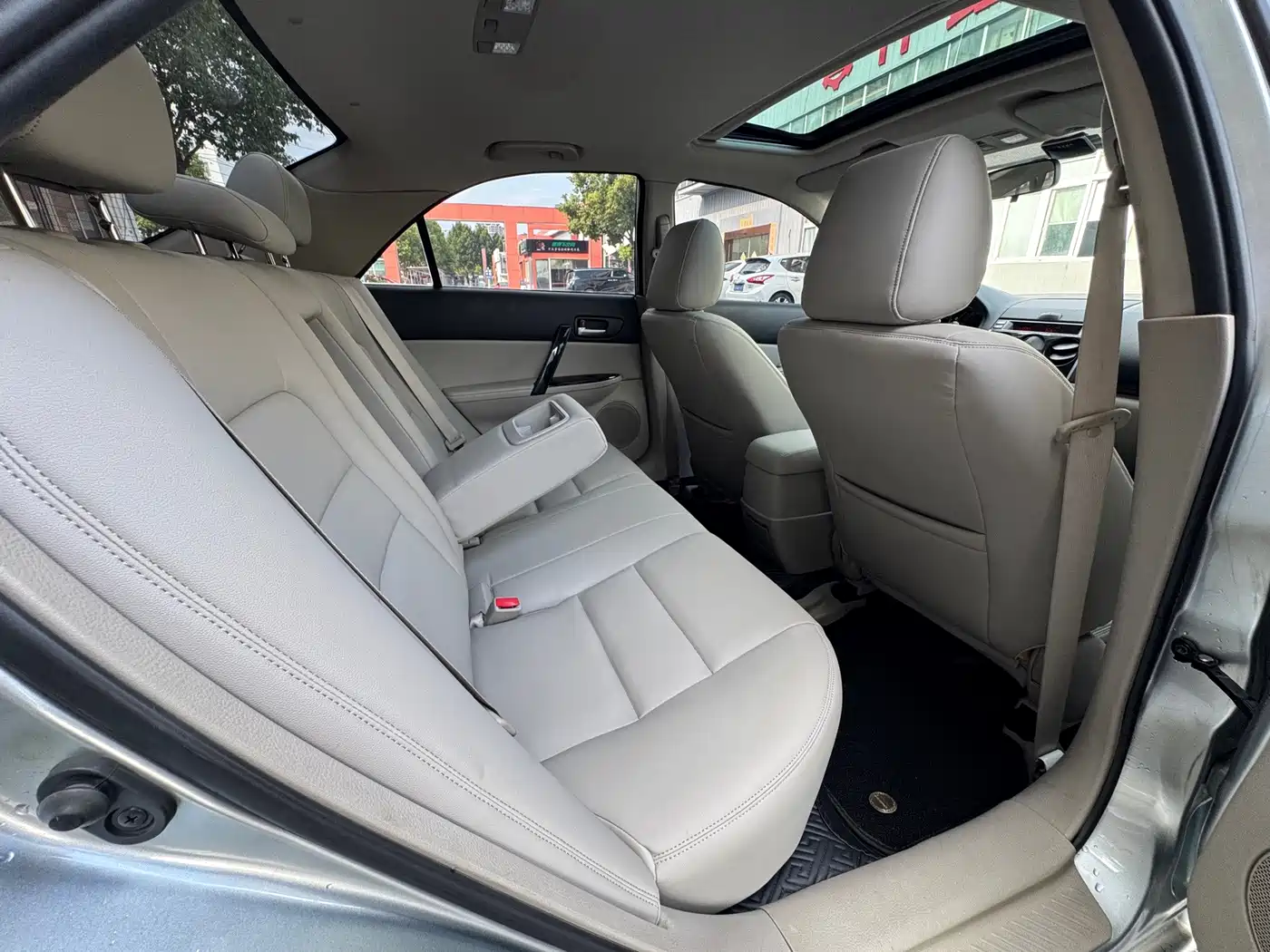Фото 6 - Mazda 6