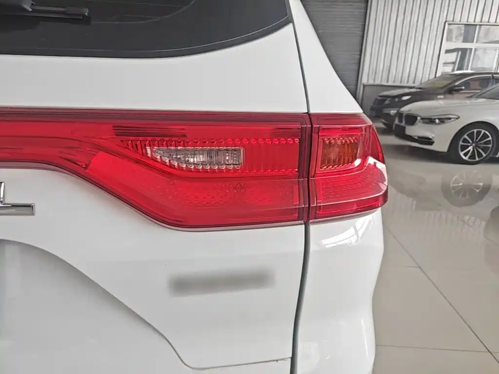 Haval M6 2024 2023 PLUS 1.5T DCT Elite Smart Connect