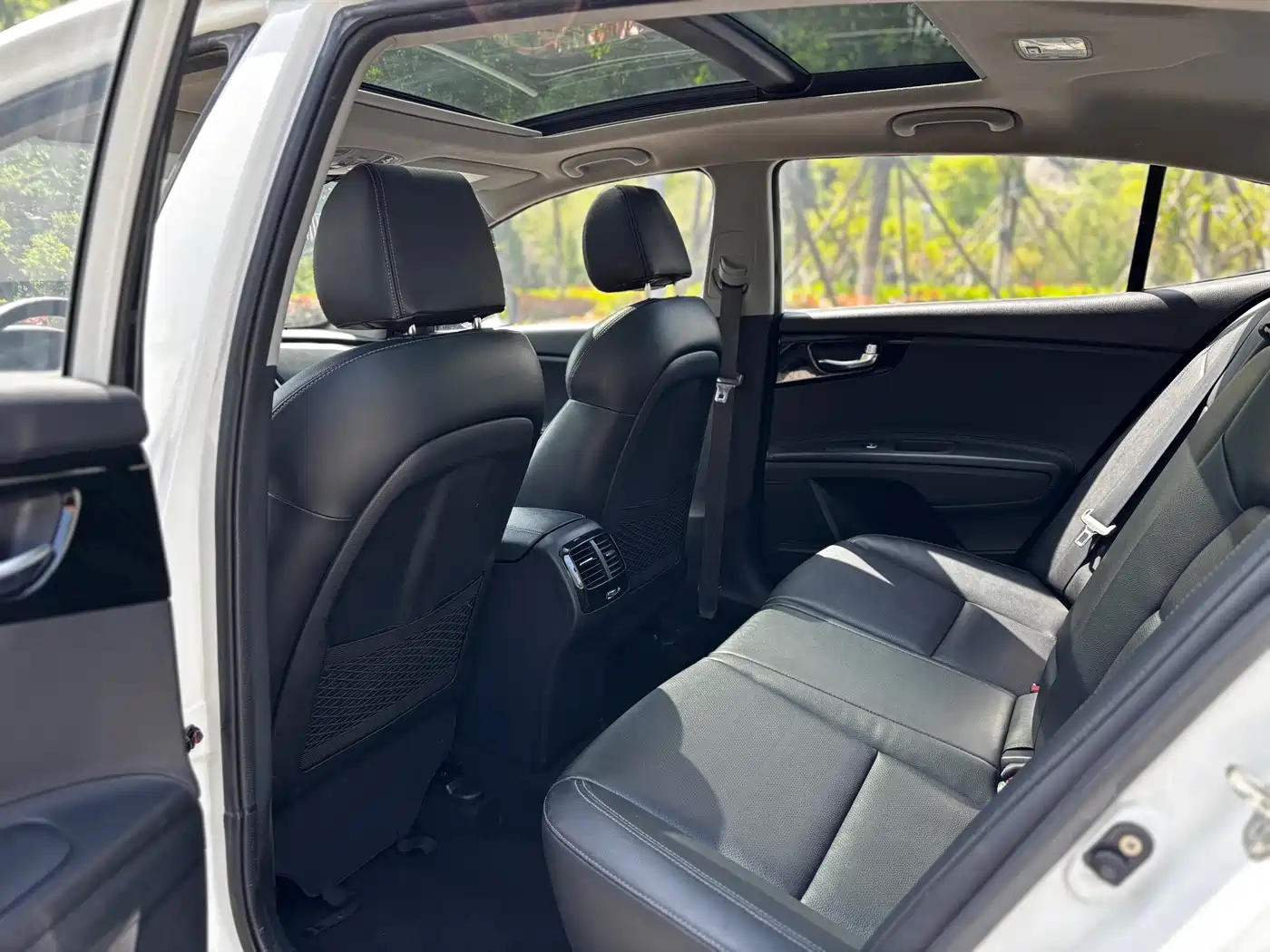 Kia K4 2015 1.8L Automatic GLS Special фото 6