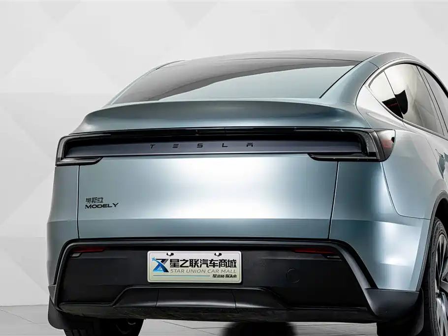 Tesla Model Y 2026 2026 Rear-Wheel Drive