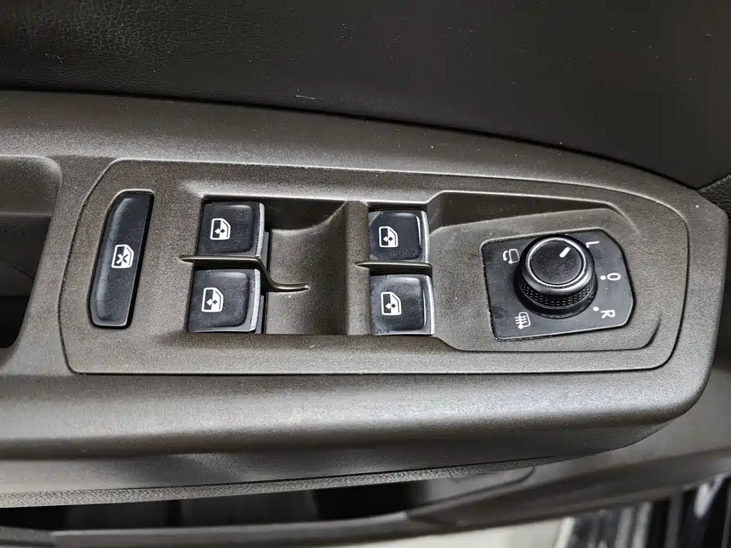 Фото 9 - Volkswagen Teramont