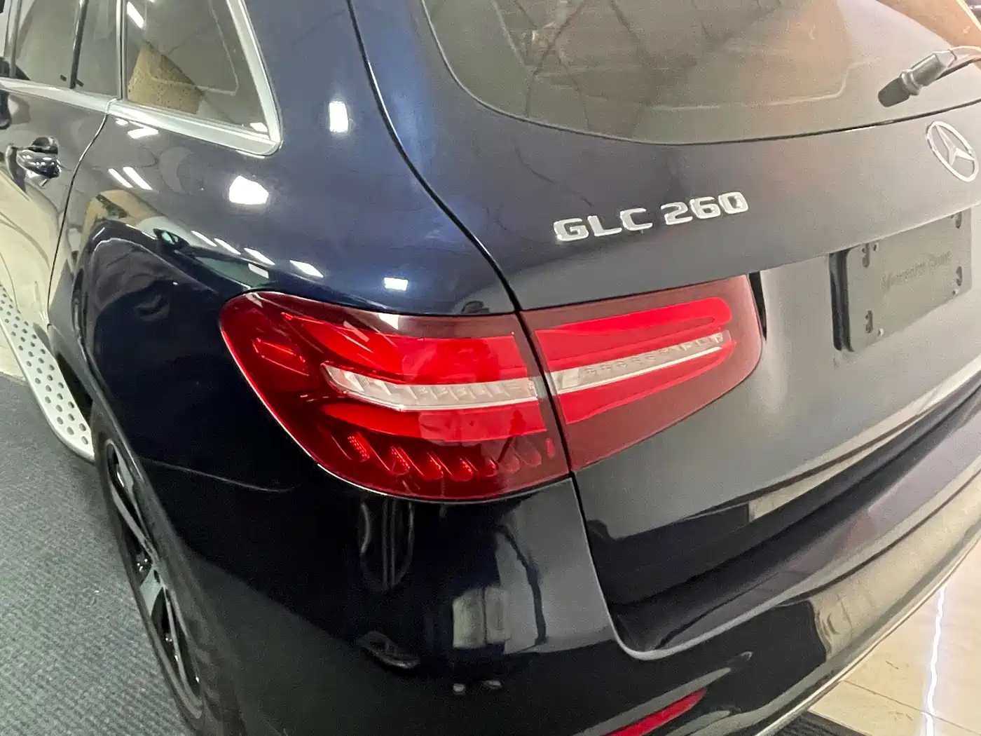 Mercedes-Benz GLC 2018 Facelift GLC 260 4MATIC Luxury фото 16