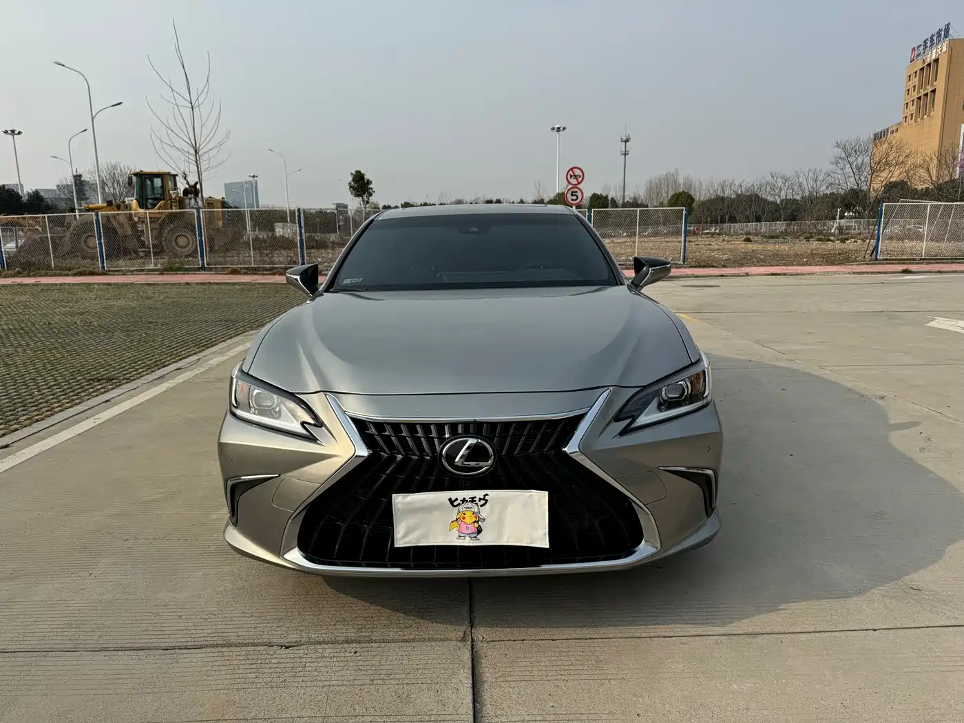 Фото 2 - Lexus ES