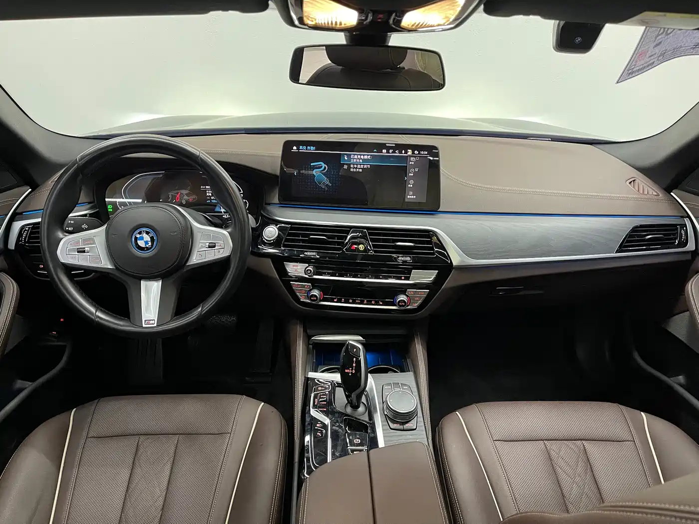 BMW 5 Series New Energy 2022 535Le M Sport Package фото 7
