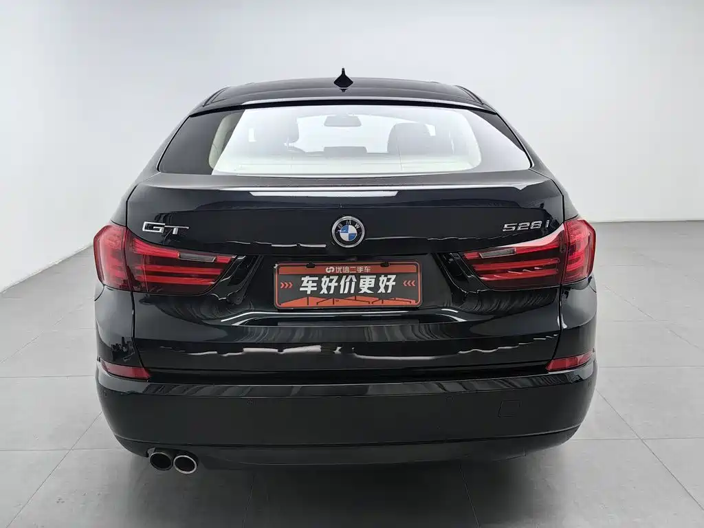 Photo 4 - BMW 5 Series GT