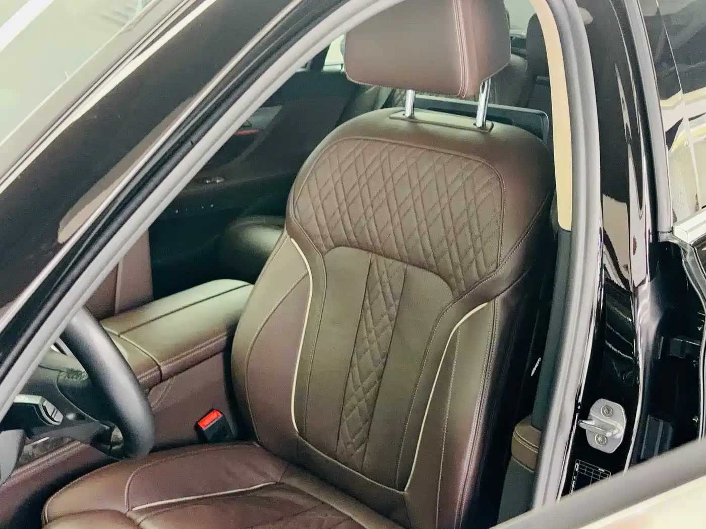BMW 7 Series 2018 730Li Premium Type Excellence Package фото 20