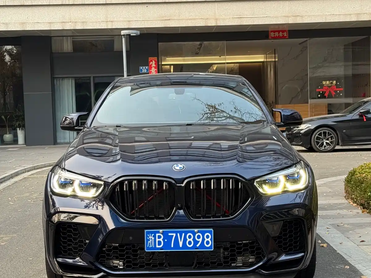 BMW X6M