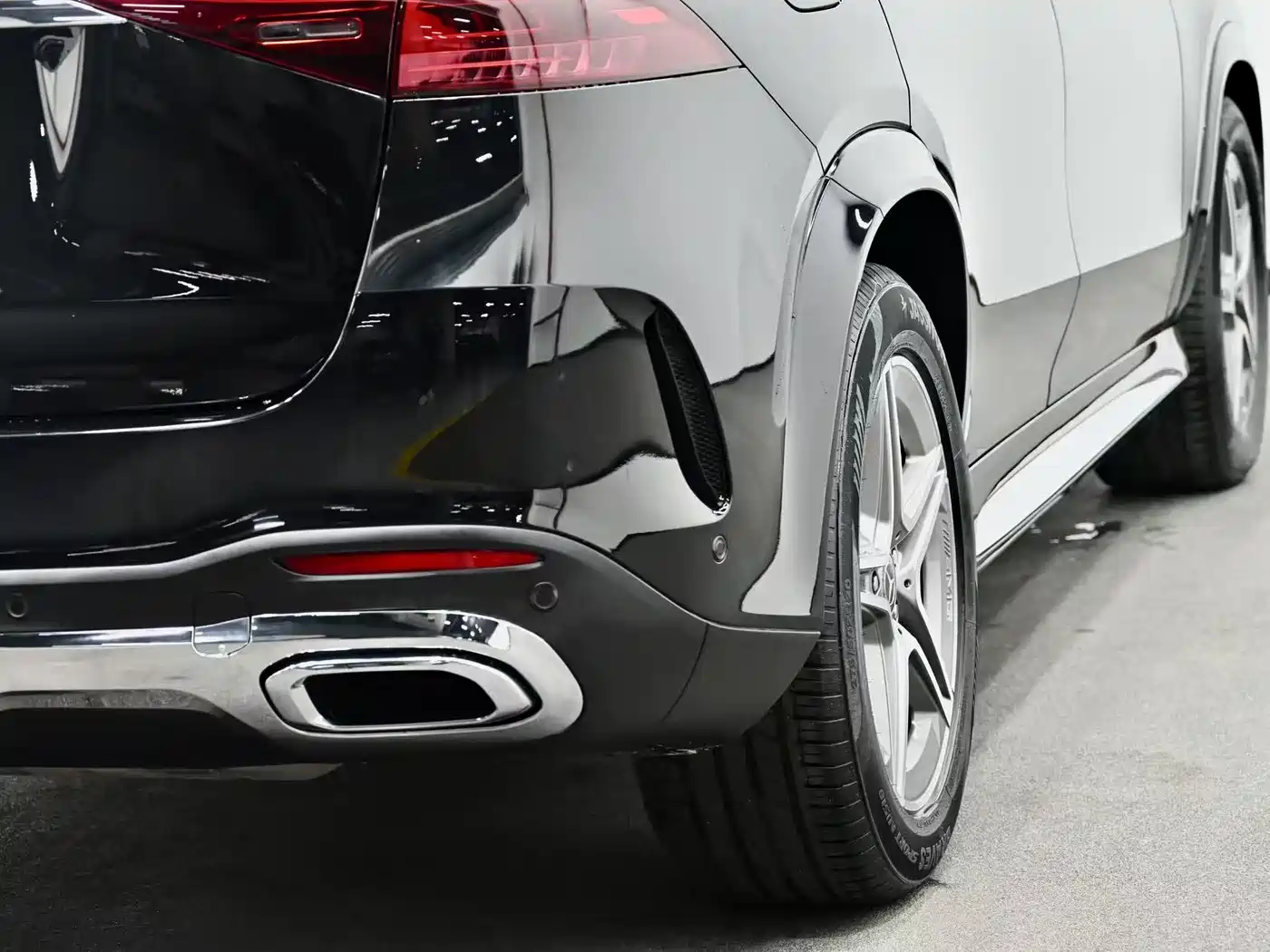 Mercedes-Benz GLE 2024 GLE 450 4MATIC Fashion фото 17