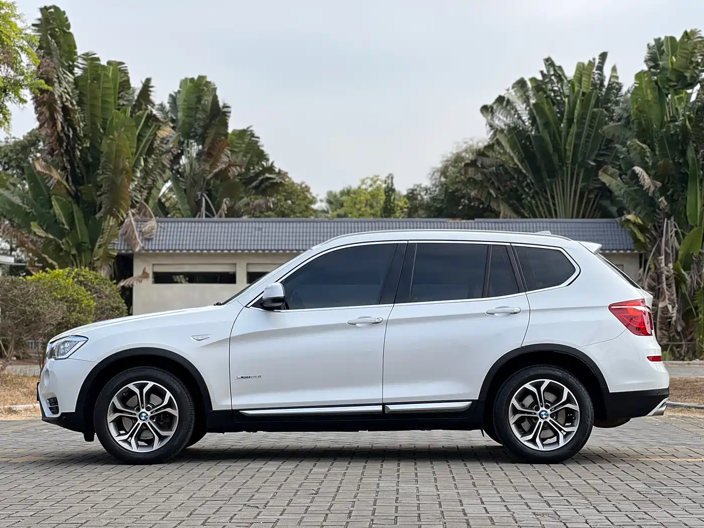 BMW X3 (Import) 2014 xDrive20i X Design Package фото 7