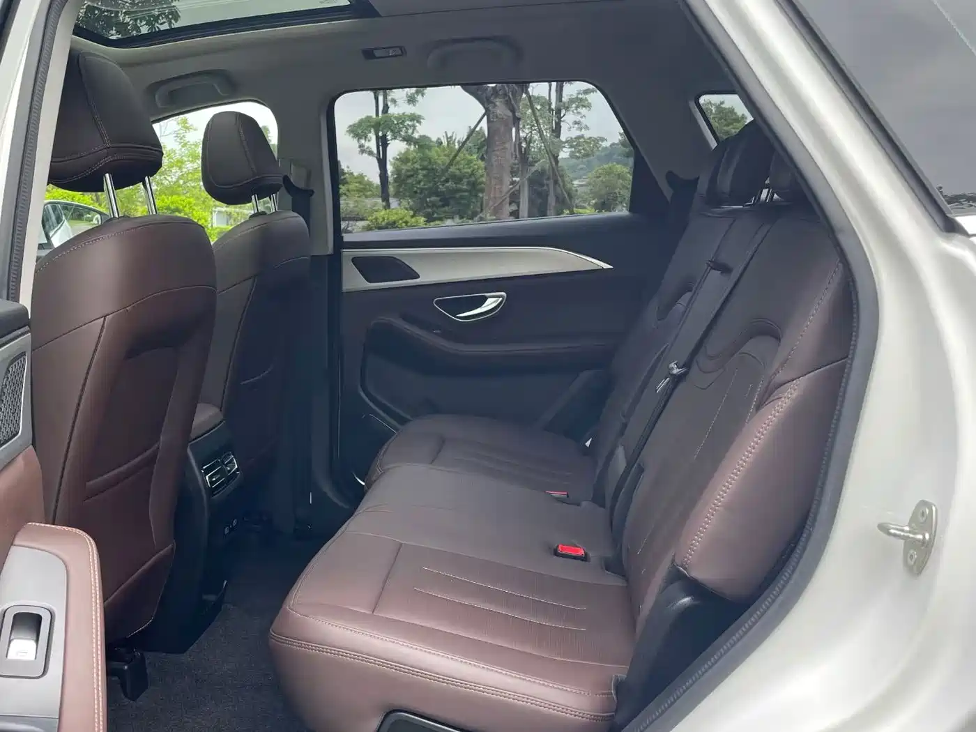 Jetour X90 PLUS 2022 2021 1.6TD DCT Villa 7-Seater