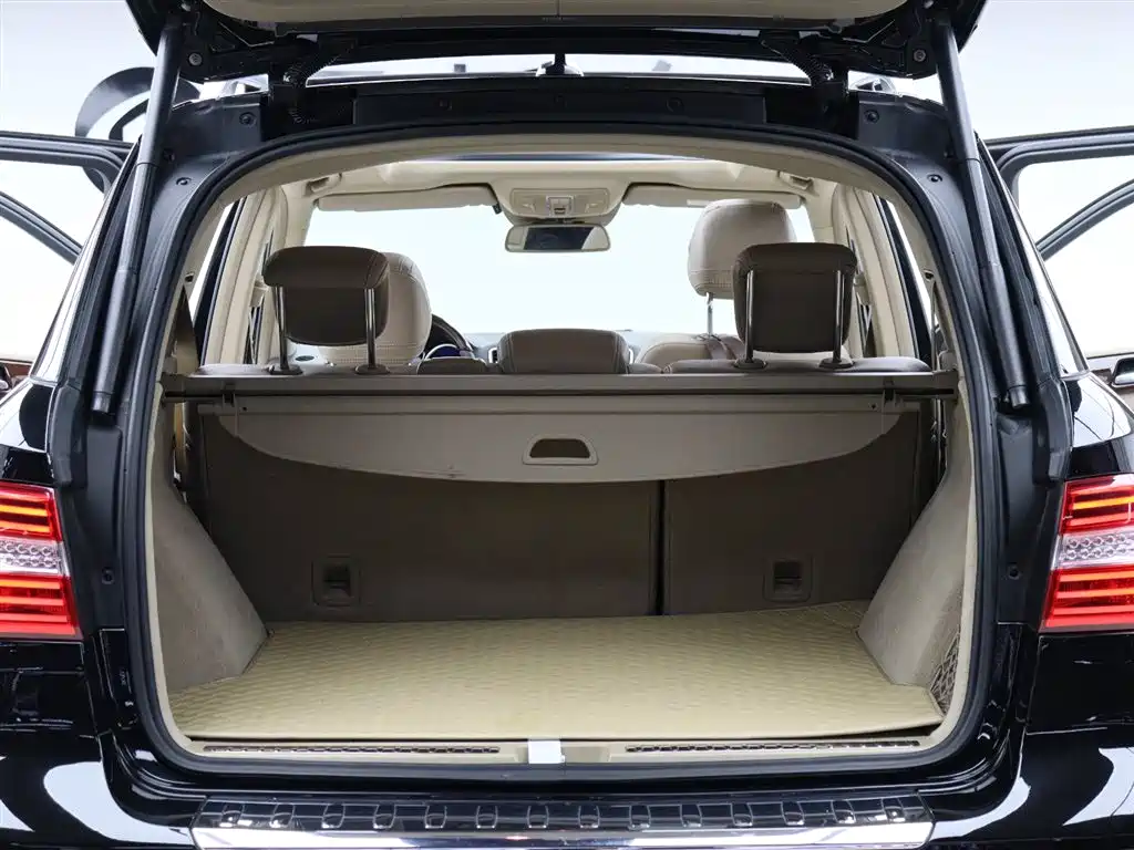 Mercedes-Benz M-Class 2015 ML 400 4MATIC Luxury фото 10