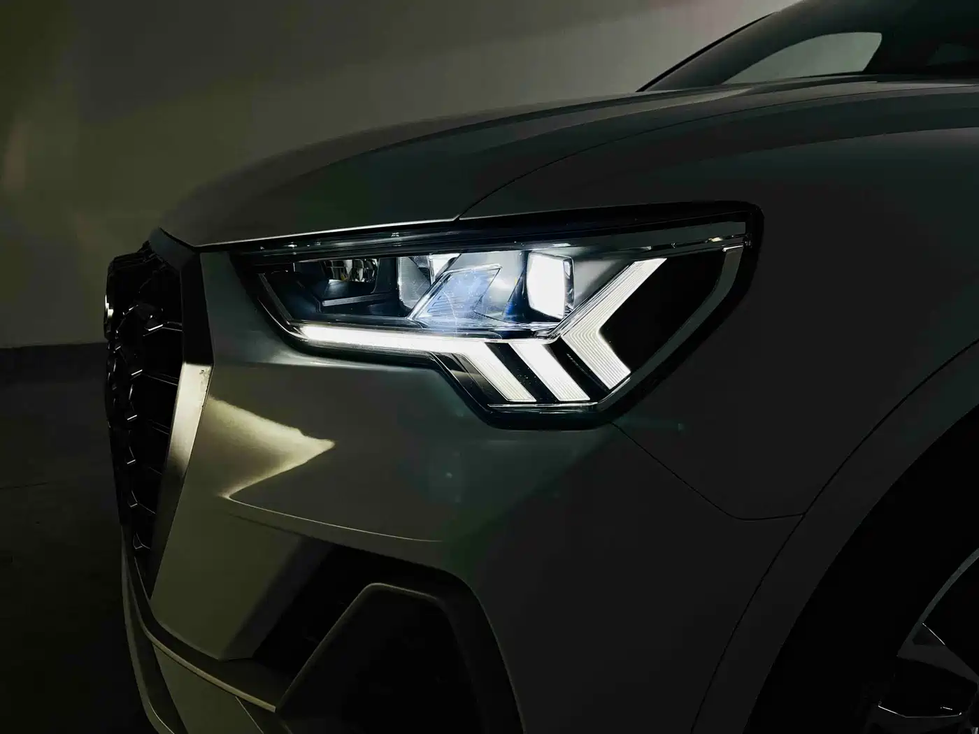 Audi Q3 2022 35 TFSI Progressive Dynamic фото 20